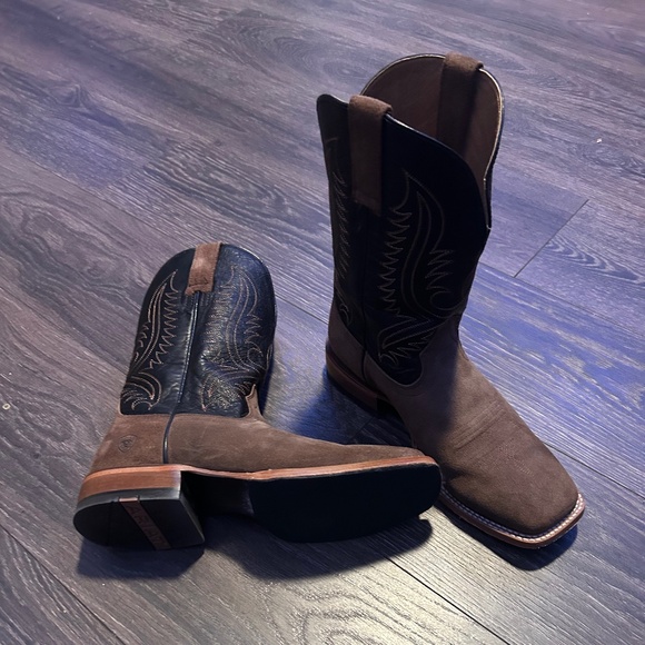 Cowboy Boots - Picture 1 of 2